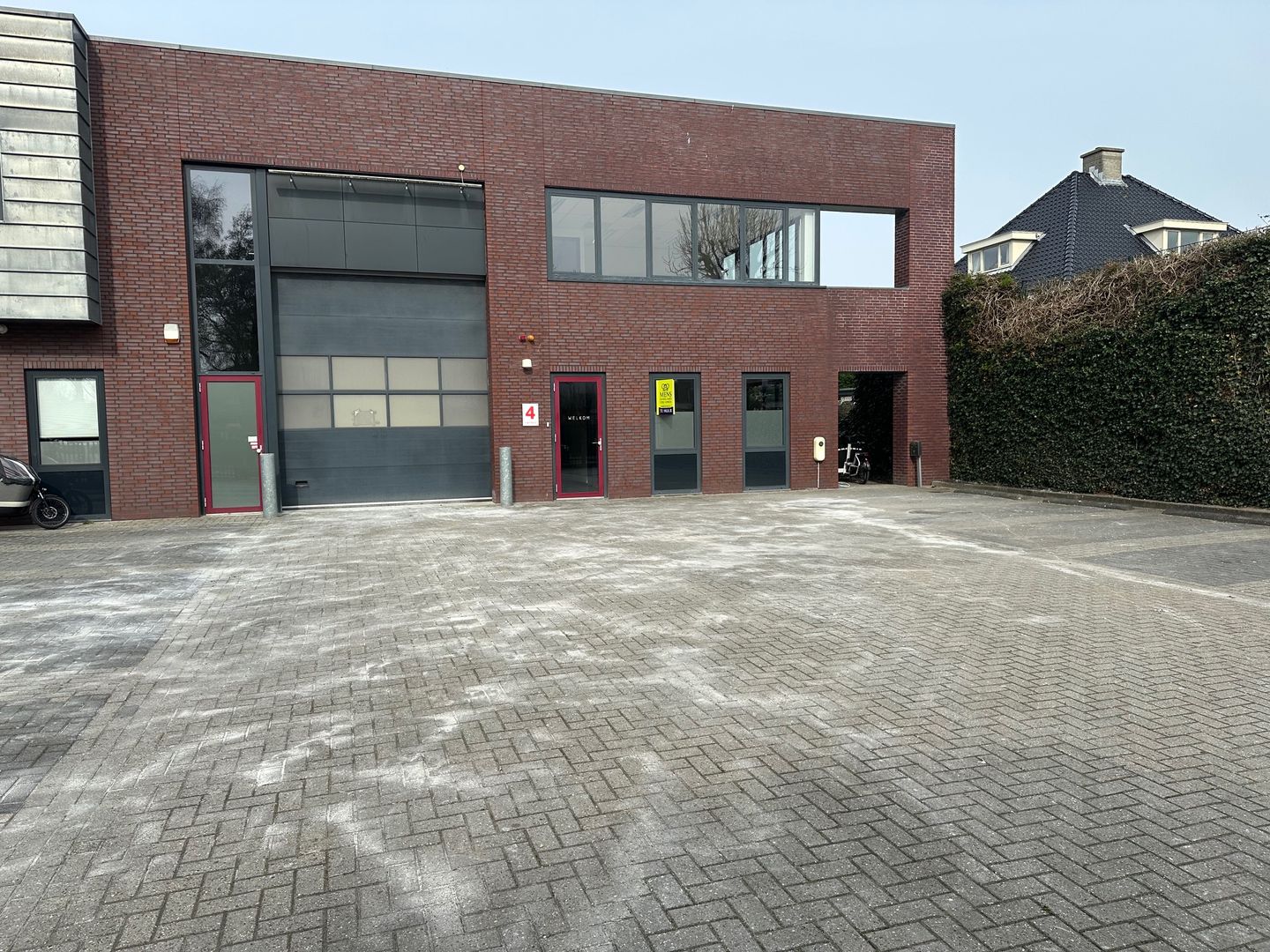 View photo 1 of Vennestraat 4