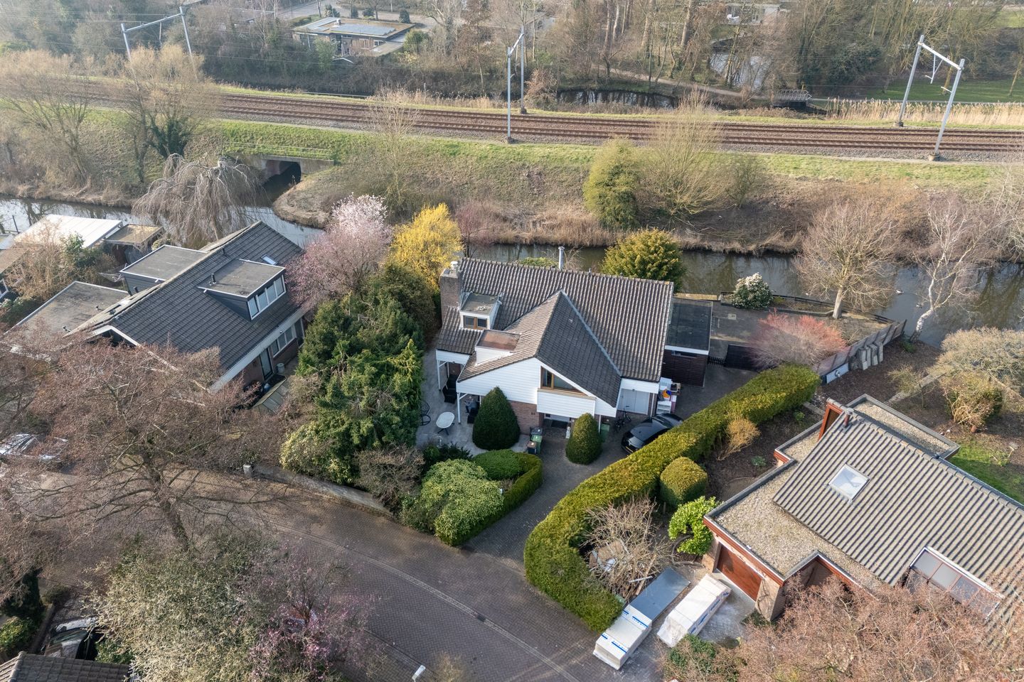 Photo 70 of Moerasvaren 54