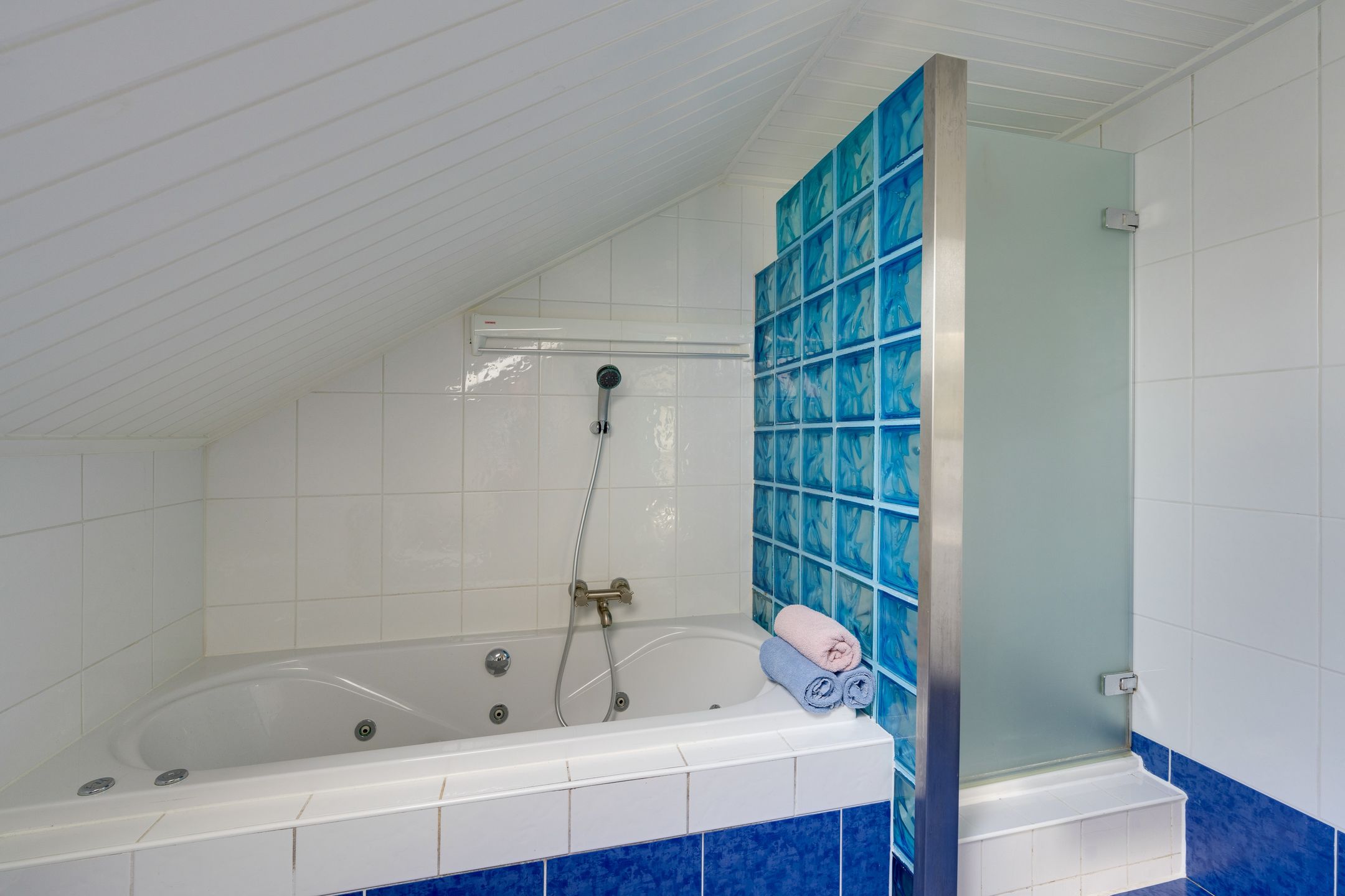 Photo 66 of Moerasvaren 54