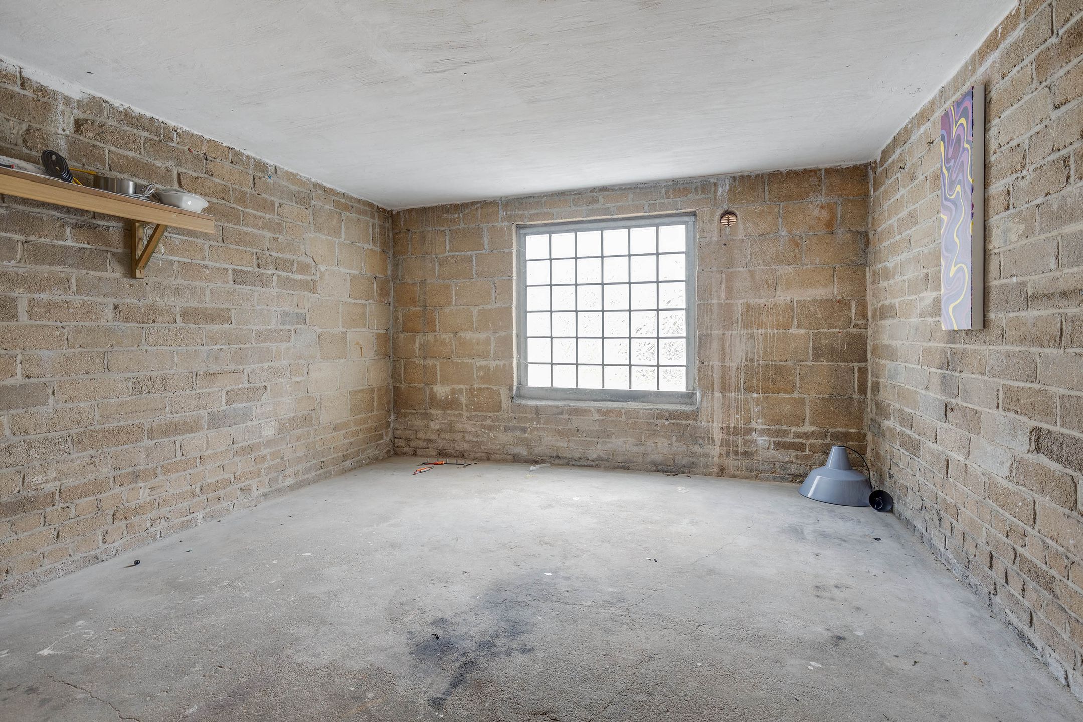 Spacious corner apartment with two balconies near Sittard city center — 30