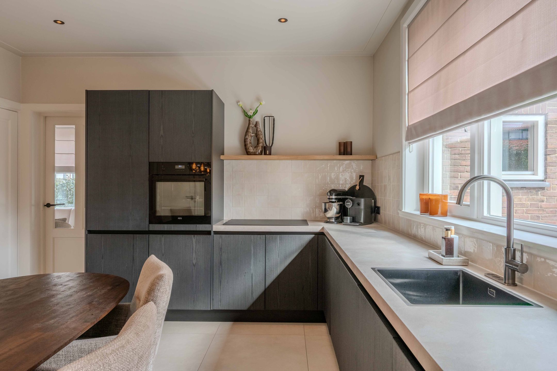 Modern living with character in Valkenburg (ZH) — 17