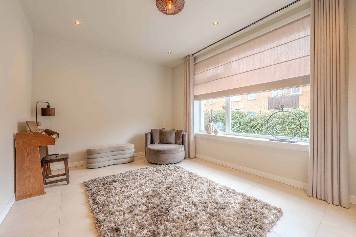 Modern living with character in Valkenburg (ZH) — 21
