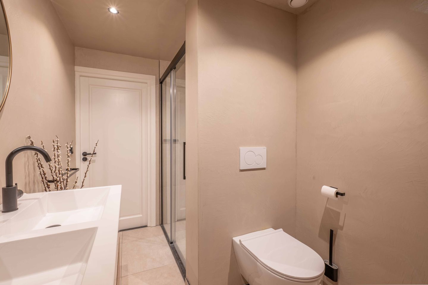 Modern living with character in Valkenburg (ZH) — 30