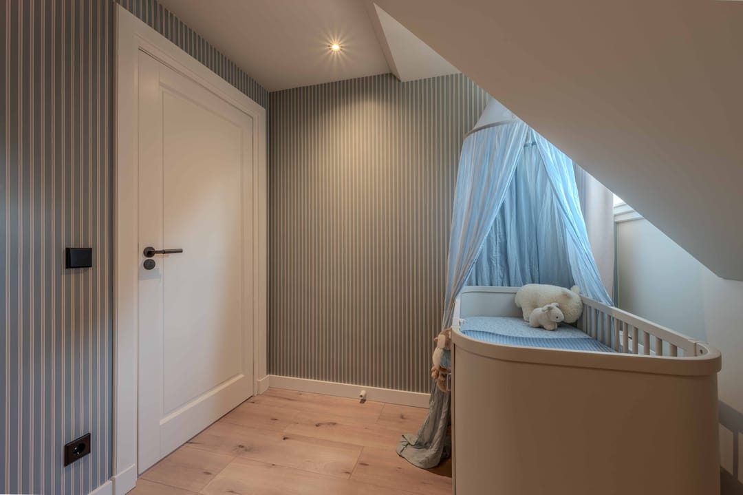 Modern living with character in Valkenburg (ZH) — 33