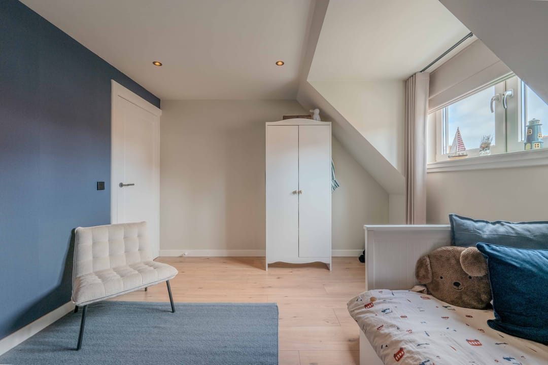 Modern living with character in Valkenburg (ZH) — 37