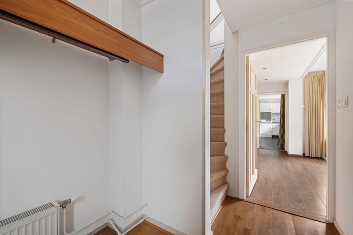 Tussenwoning te koop: Molenweg 35, Nieuwehorne