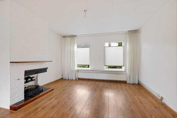 Tussenwoning te koop: Molenweg 35, Nieuwehorne