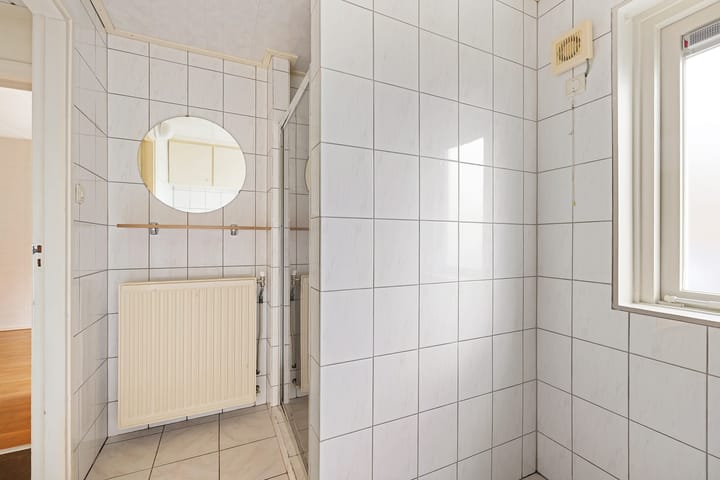 Tussenwoning te koop: Molenweg 35, Nieuwehorne