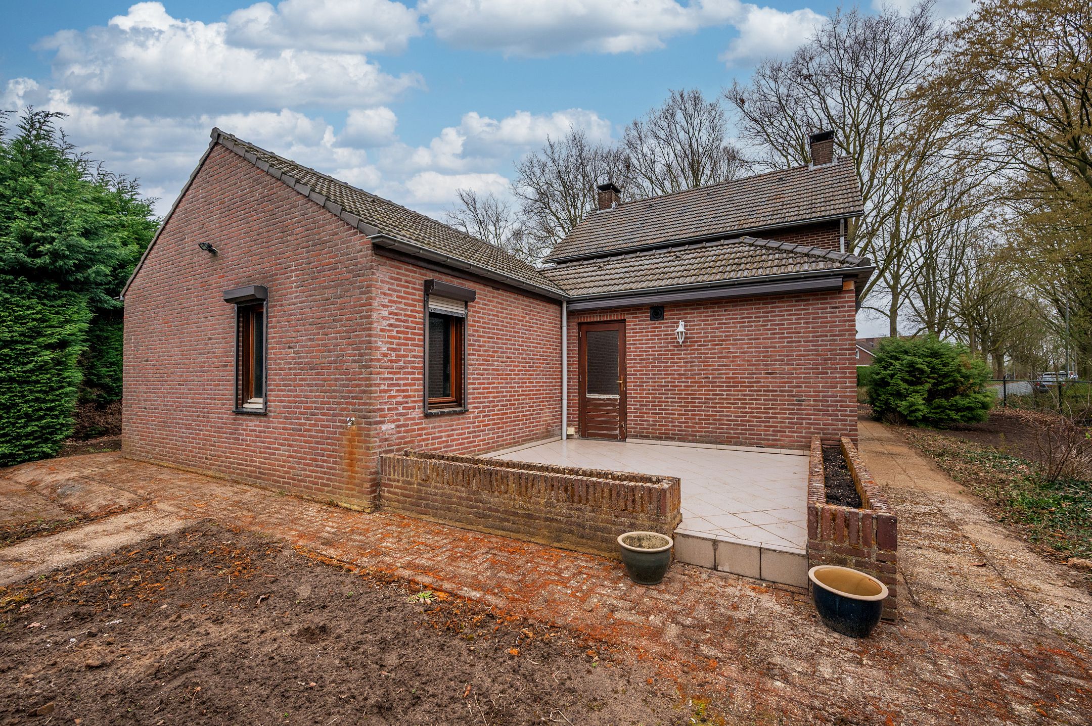 Spacious detached villa with large garden in Meuleveld — 33