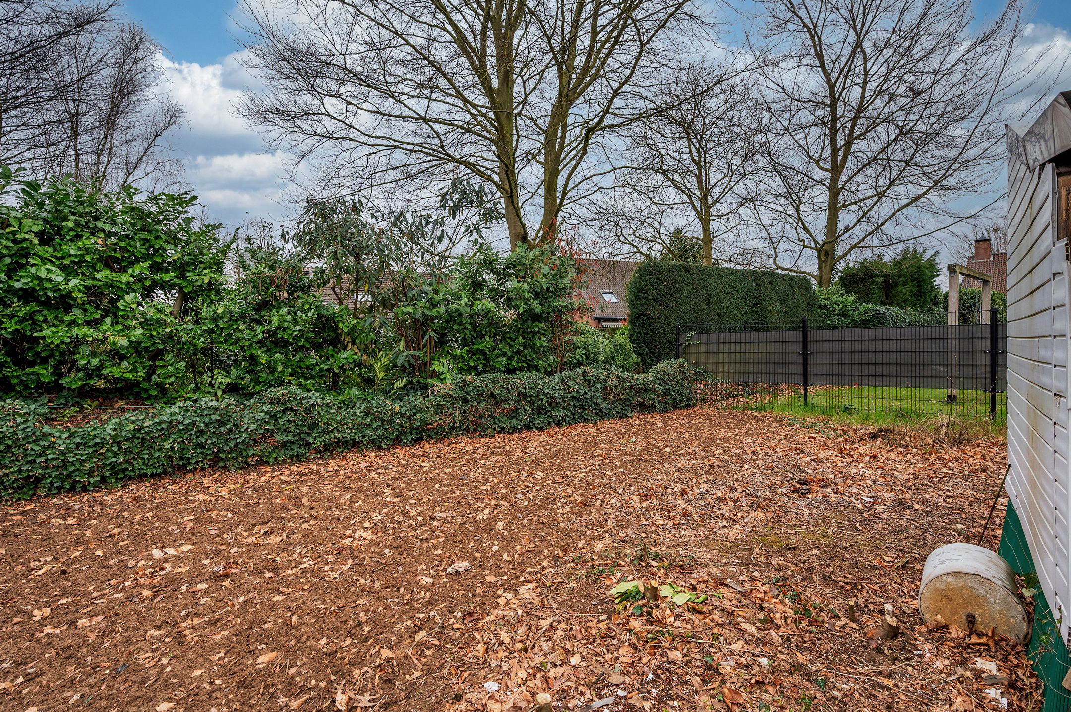 Spacious detached villa with large garden in Meuleveld — 42