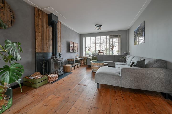 Photo 2 of Burgemeester van Trichtlaan 51