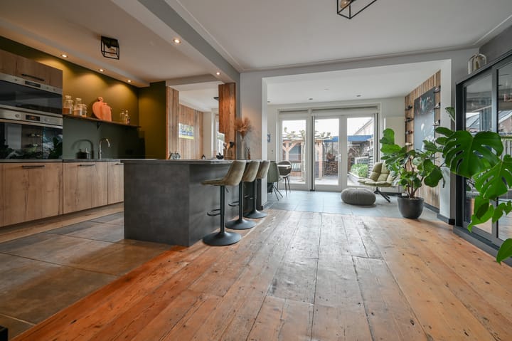 Photo 3 of Burgemeester van Trichtlaan 51