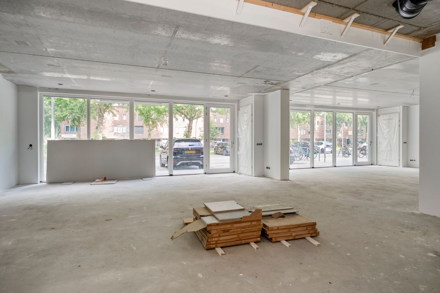 Bekijk foto 3 van Klokkengieterlaan 9-001