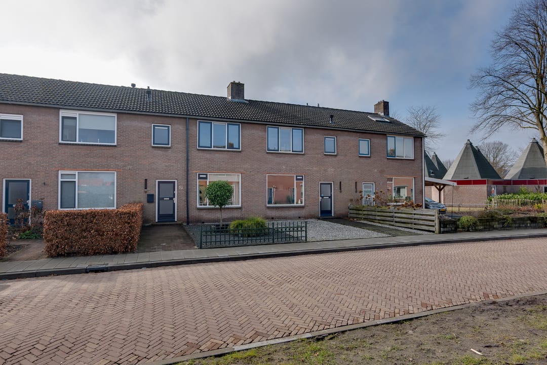 Photo 2 of Prins Bernhardstraat 22