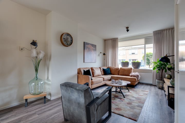 Photo 4 of Prins Bernhardstraat 22