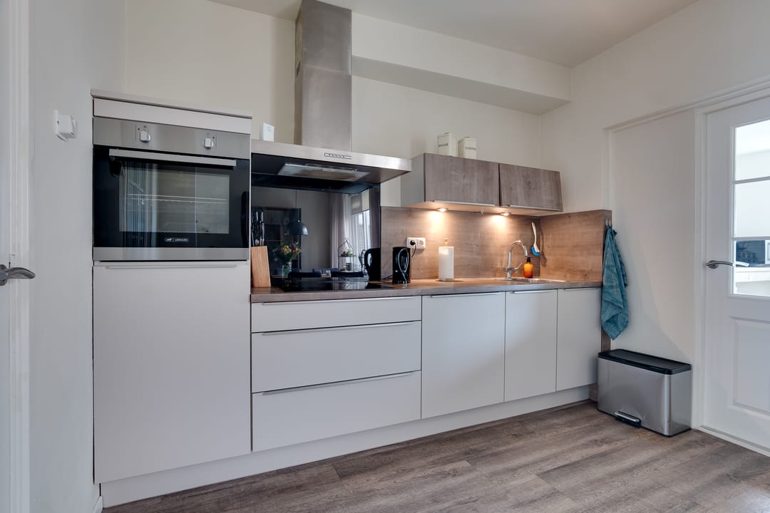 Photo 8 of Prins Bernhardstraat 22