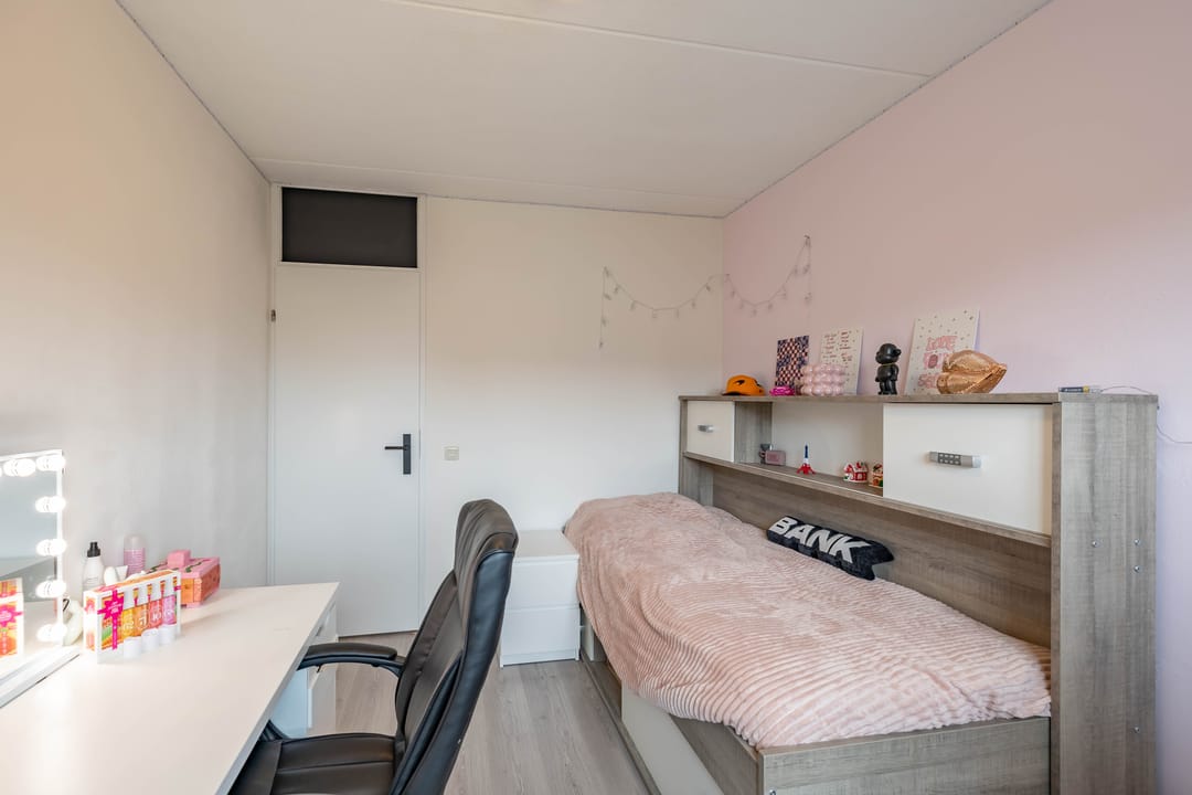 Photo 38 of De Ploeglaan 10