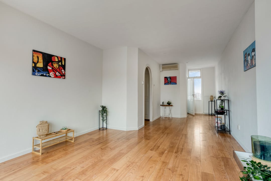 Charming 3-Room Apartment with 2 Balconies in Hengelo Noord — 22
