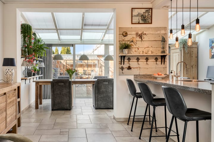 Tussenwoning te koop: Herman Heijermansstraat 10, Vleuten