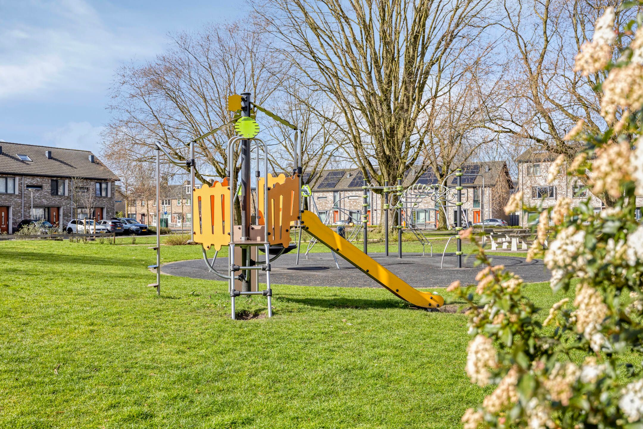 Foto 24 van Rietzangerstraat 65