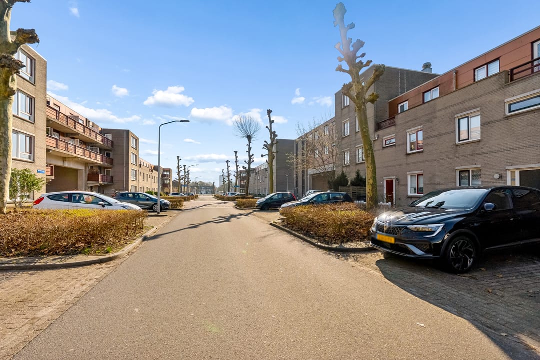 Foto 41 van Basilicumweg 88