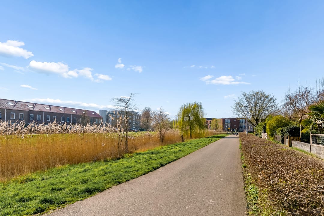 Foto 47 van Basilicumweg 88