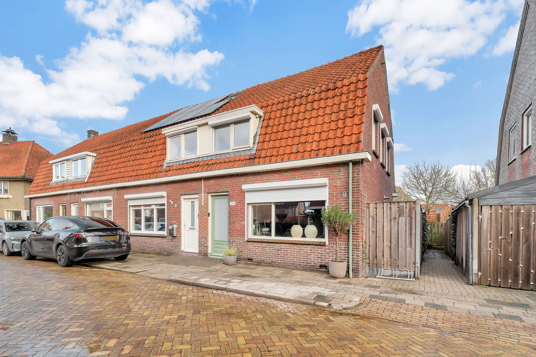 Photo 1 of Dillenburgstraat 15
