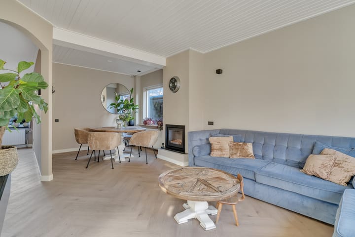 Photo 2 of Dillenburgstraat 15