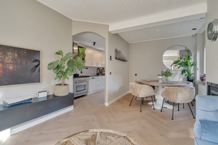 Photo 4 of Dillenburgstraat 15