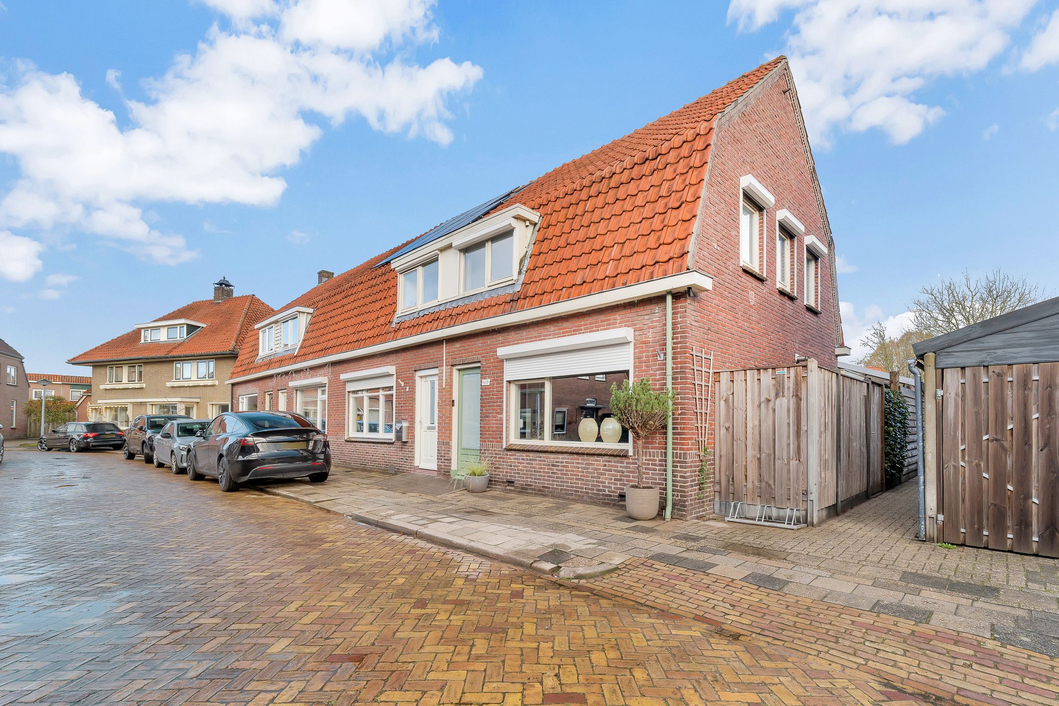 Photo 27 of Dillenburgstraat 15