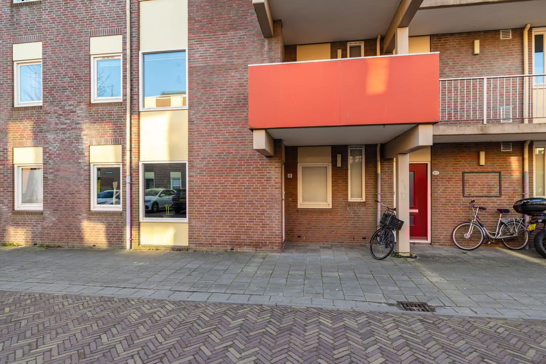 Foto 8 van Bedumerstraat 25