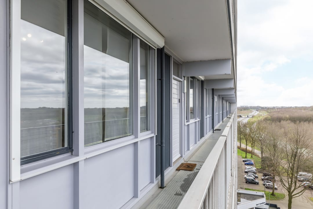 Move-in Ready Apartment on 8th Floor with Panoramic View in Brunssum — 16