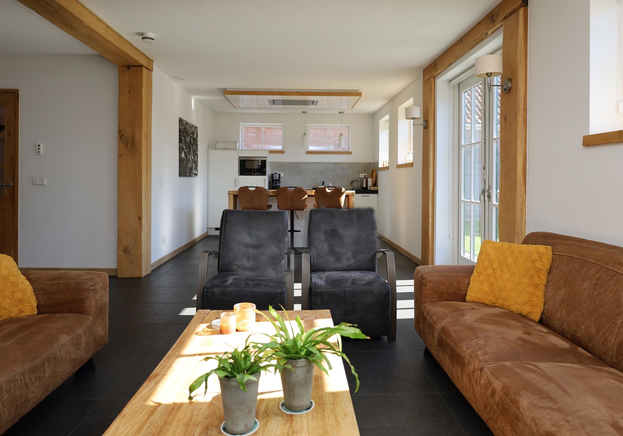 Foto 12 van Zuid Midslandweg 1-C