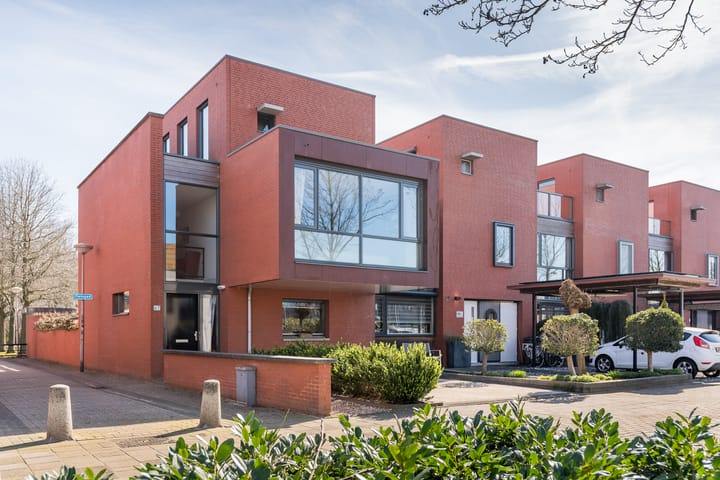 Burg Van Heugtenlaan 67