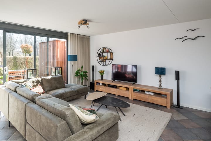 Foto 4 van Burg Van Heugtenlaan 67