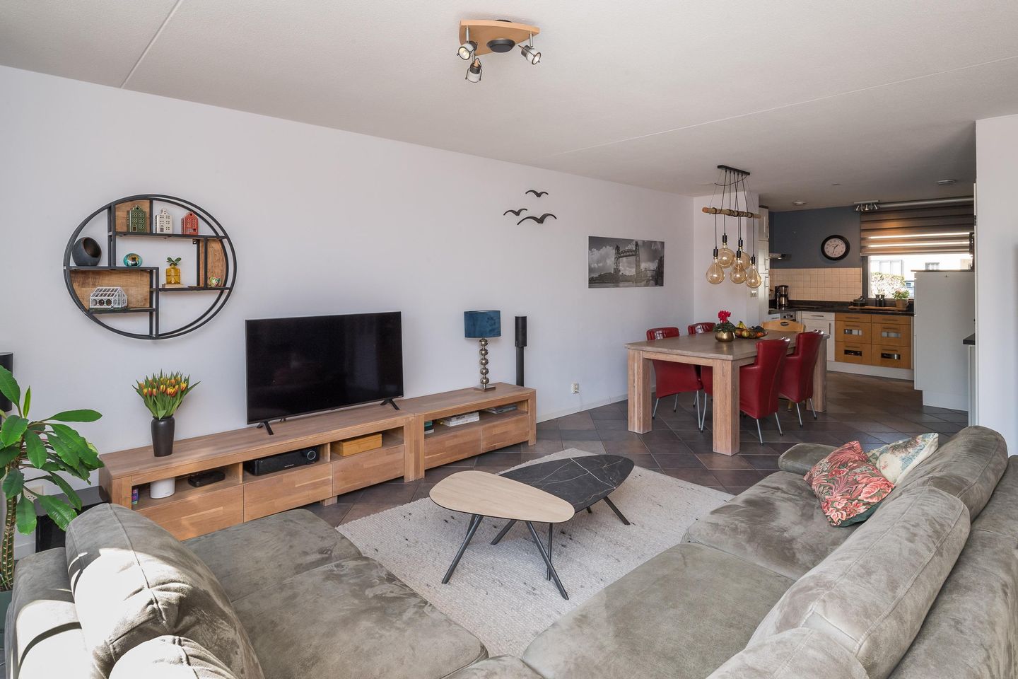 Foto 5 van Burg Van Heugtenlaan 67