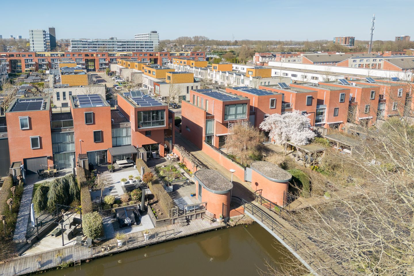 Foto 34 van Burg Van Heugtenlaan 67