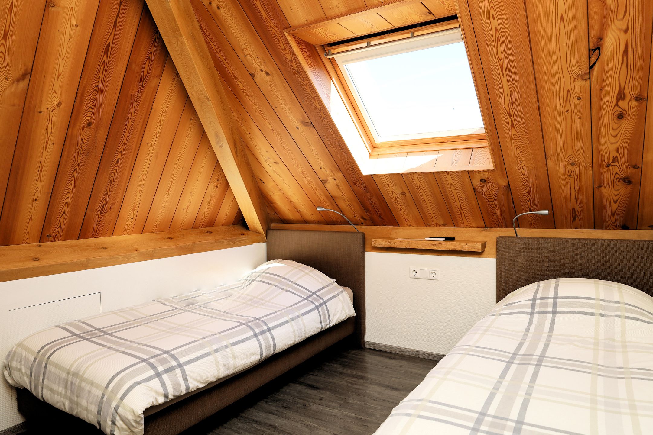 Foto 27 van Zuid Midslandweg 1-C