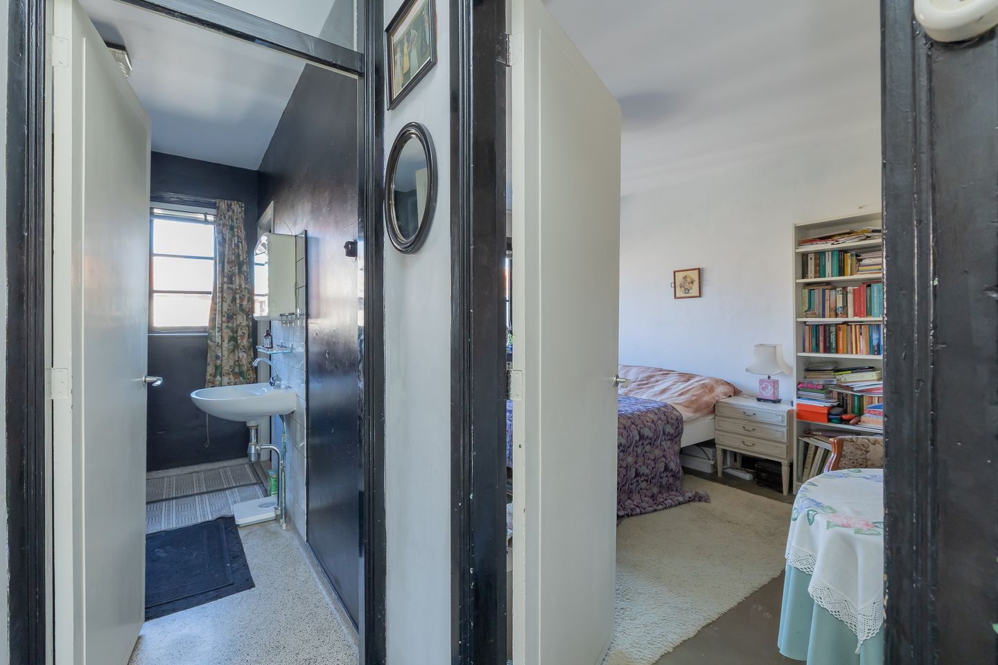 Characteristic terraced house with renovation potential in Overveen — 20