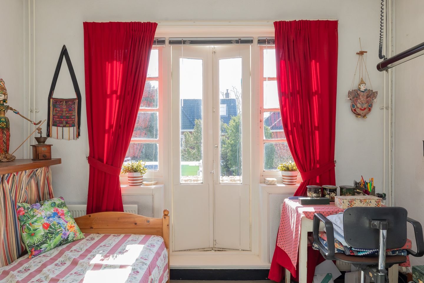 Characteristic terraced house with renovation potential in Overveen — 29