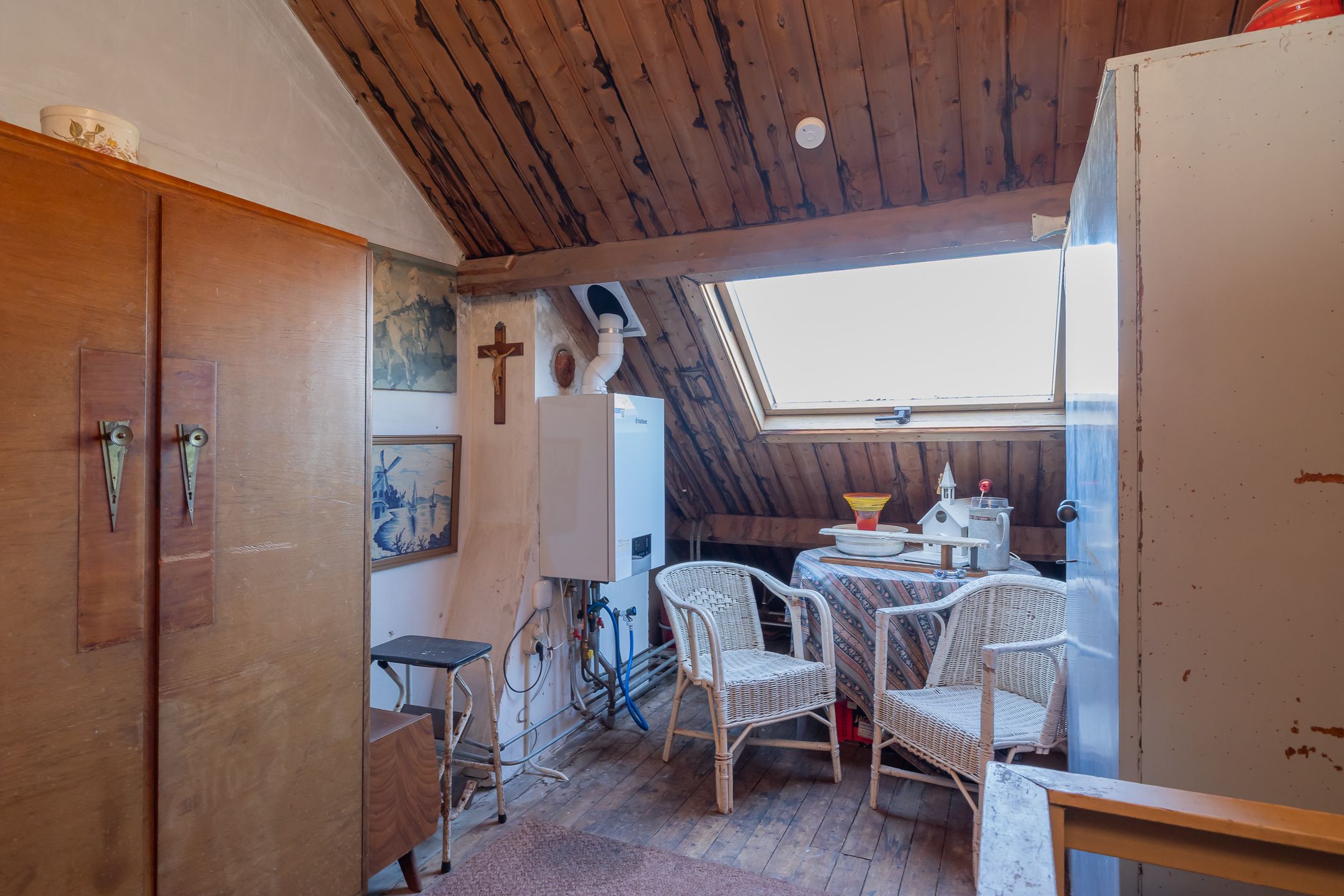 Characteristic terraced house with renovation potential in Overveen — 33
