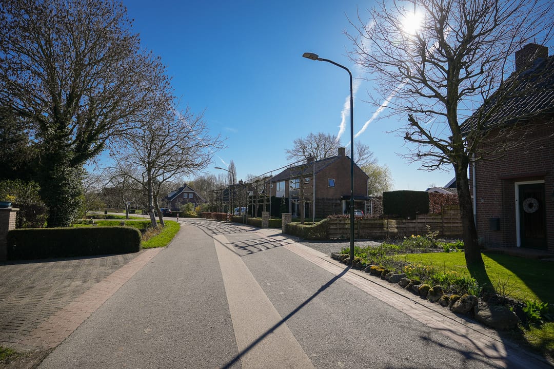 Photo 52 of Broeksestraat 38