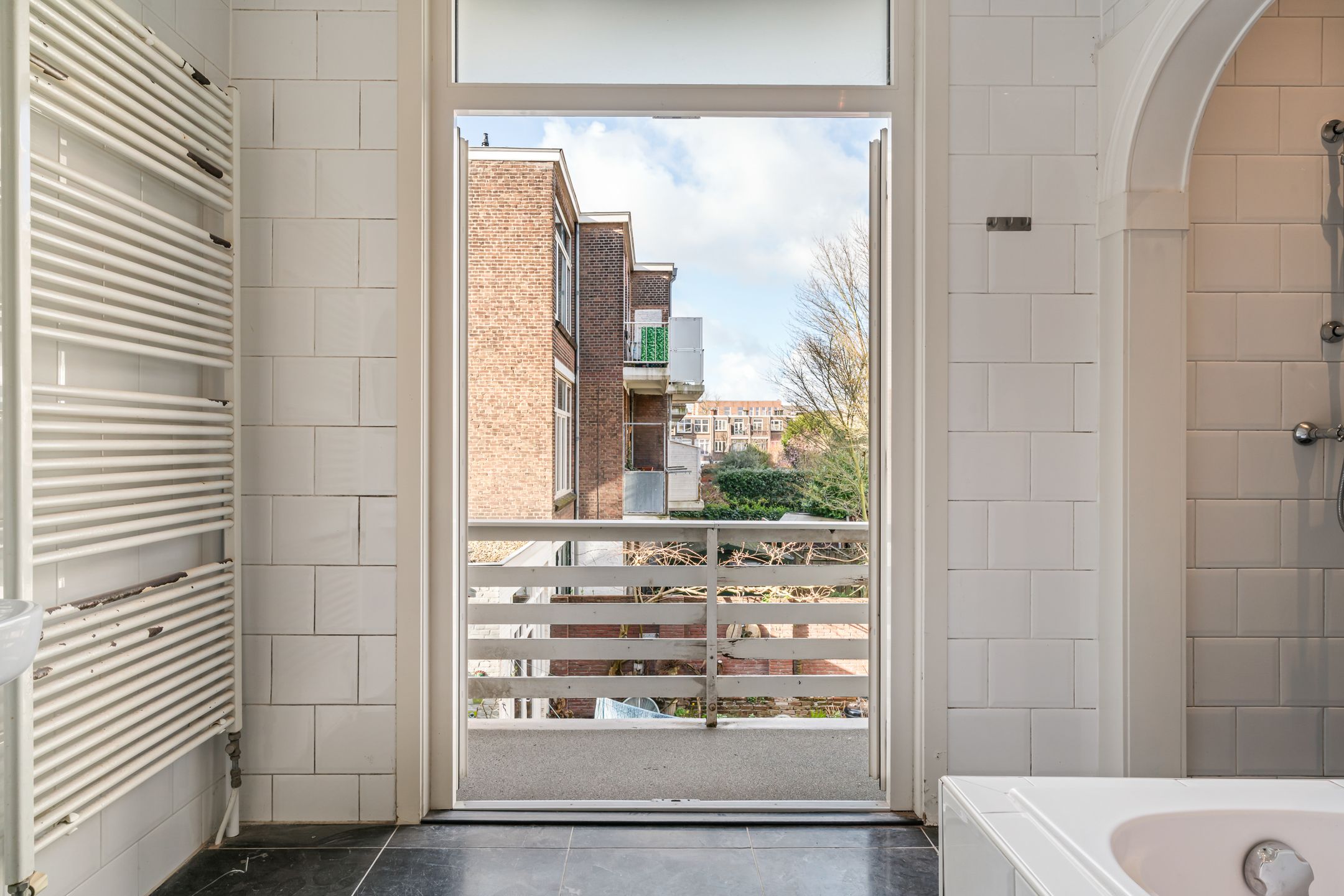 Spacious and Sustainable Apartment with Character in The Hague Bomenbuurt — 12