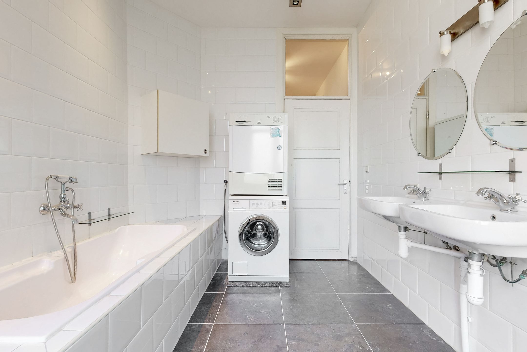 Spacious and Sustainable Apartment with Character in The Hague Bomenbuurt — 15