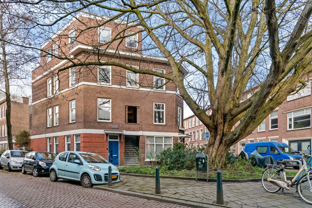 Spacious and Sustainable Apartment with Character in The Hague Bomenbuurt — 23