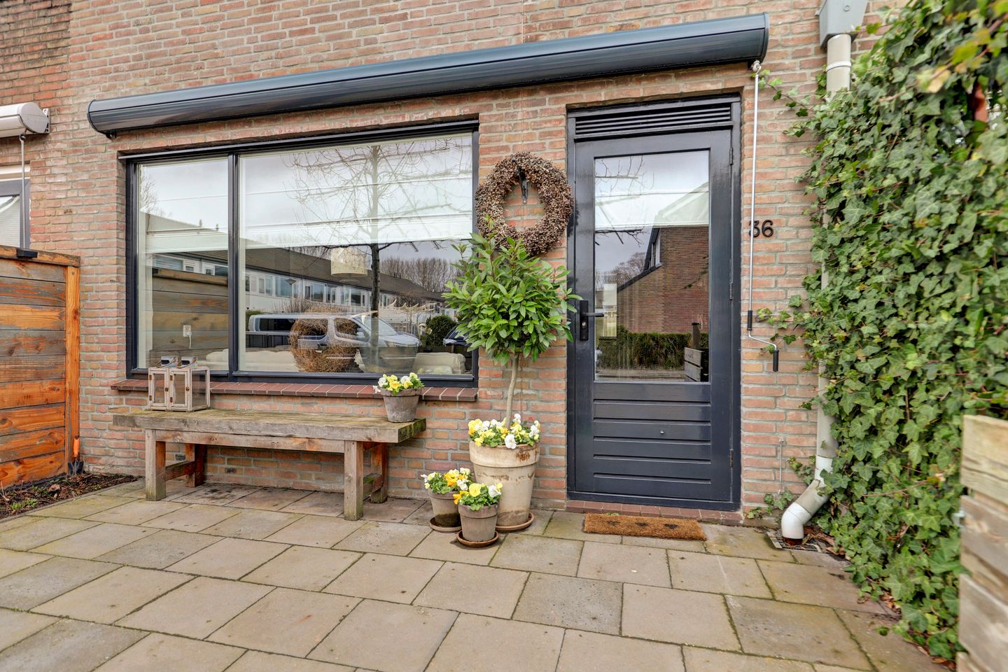 Photo 10 of Boshuysenstraat 36