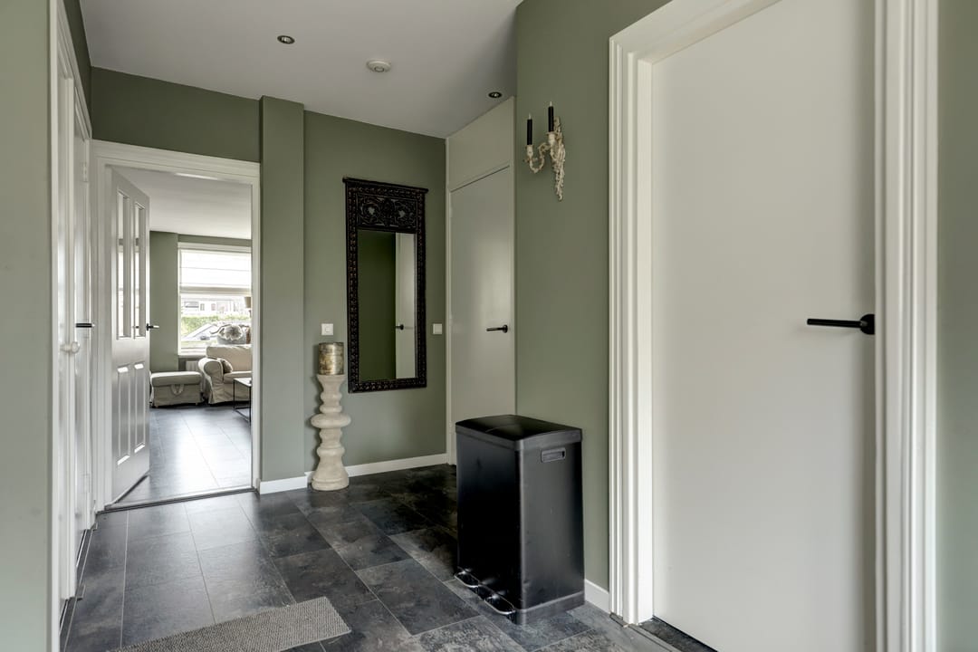 Photo 11 of Boshuysenstraat 36