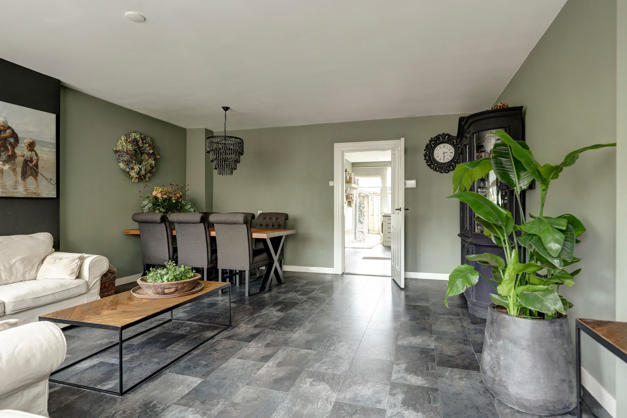 Photo 18 of Boshuysenstraat 36