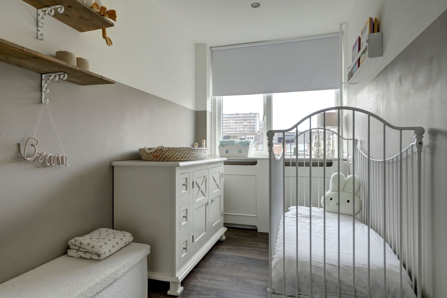 Photo 34 of Boshuysenstraat 36