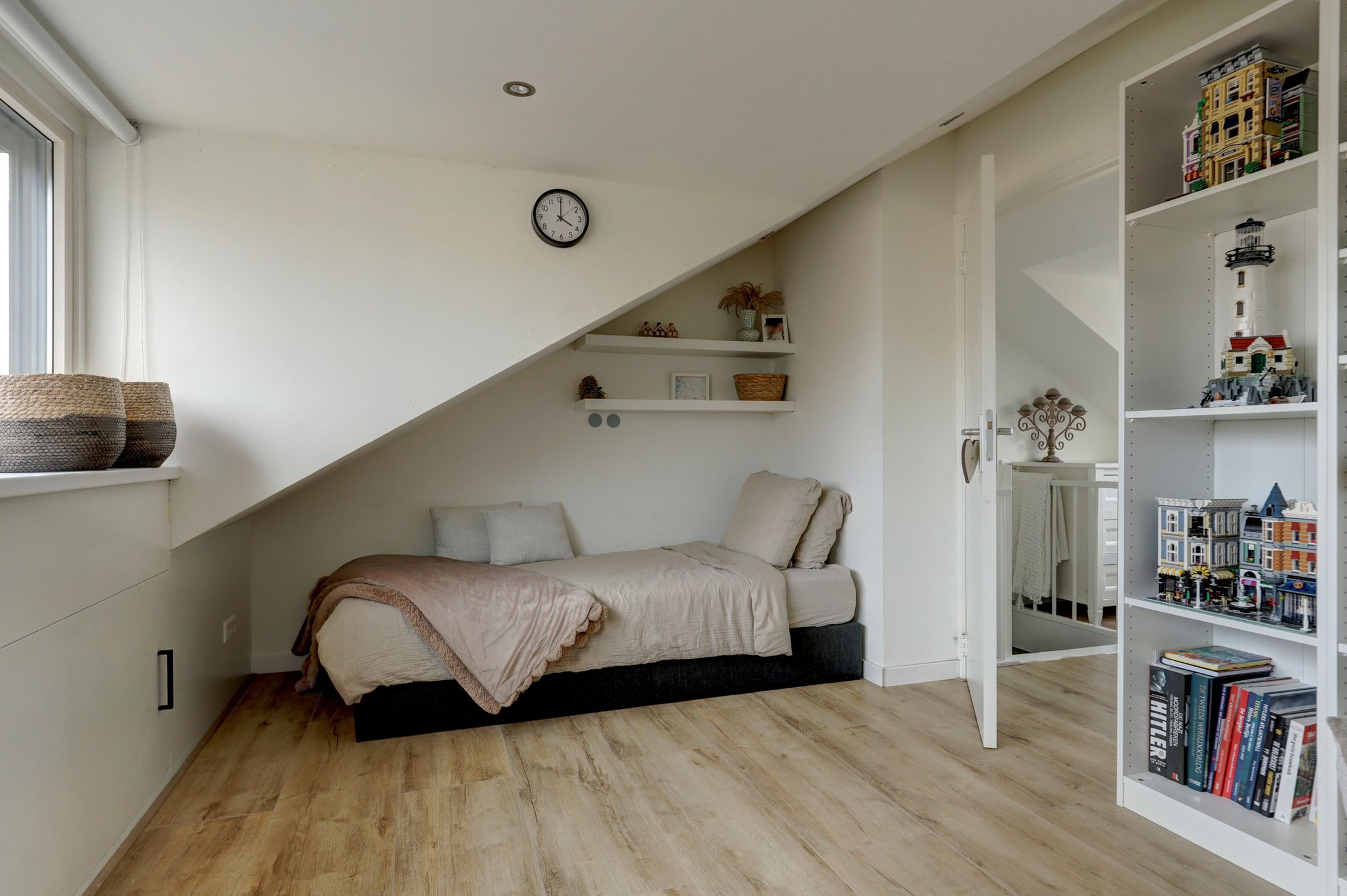 Photo 45 of Boshuysenstraat 36